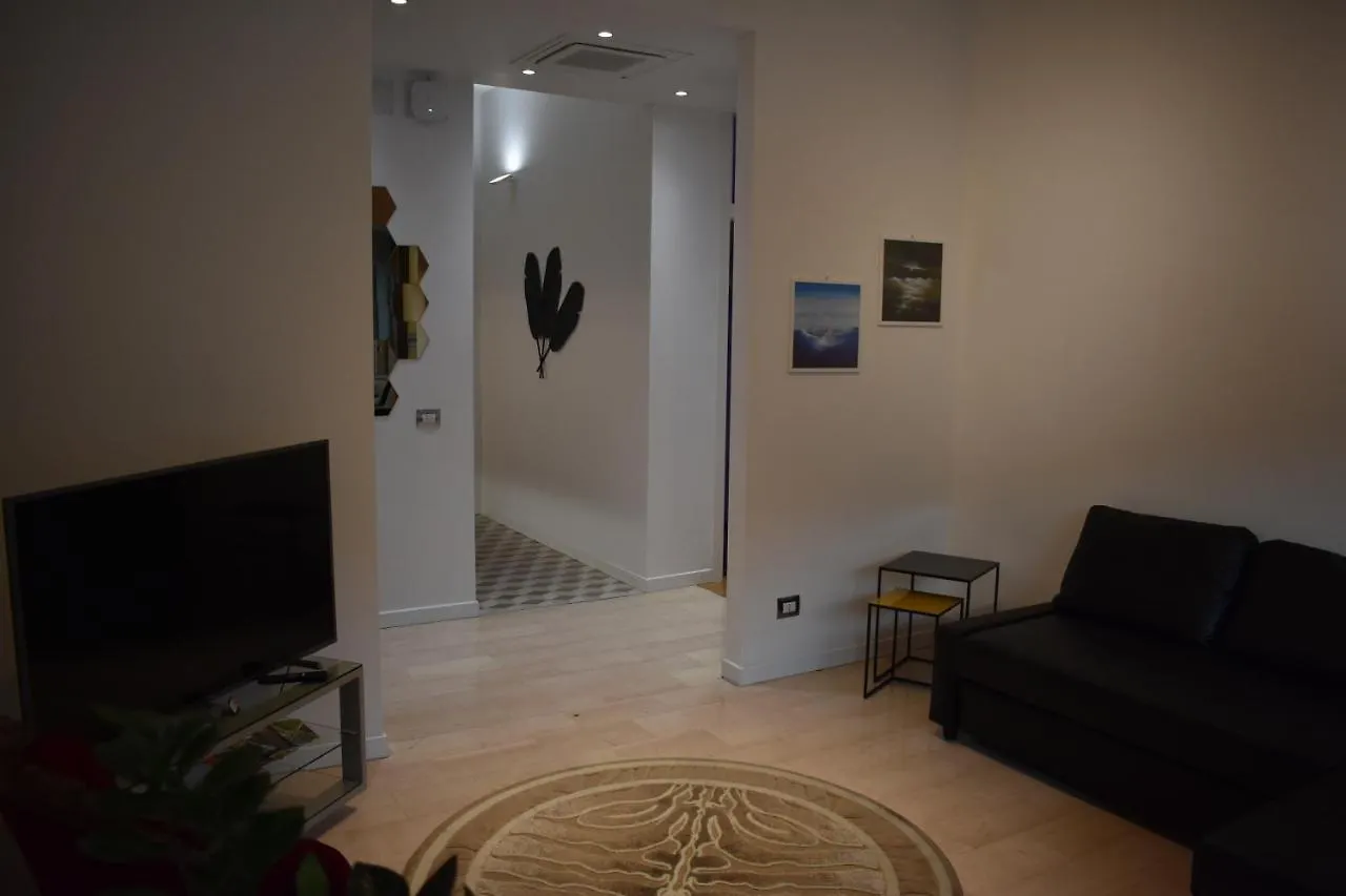 Appartamenti Bruzzanese Milánó Apartman